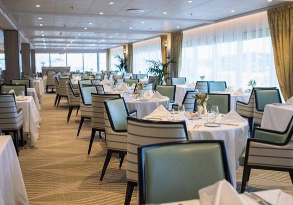 Regent Seven Seas Cruises - Seven Seas Mariner - Sette Mari at La Veranda.jpg